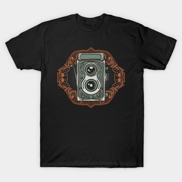 Vintage analogue Camera T-Shirt by Foxxy Merch